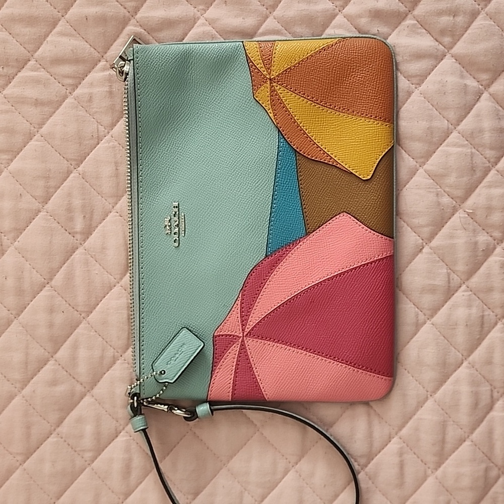 Coach Gallery Wristlet